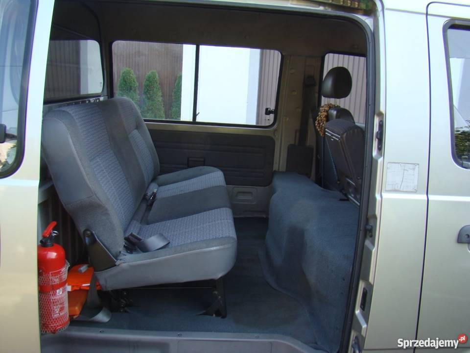 Kia Pregio 27 D 2 5 pasażeróww pierwszy MP3