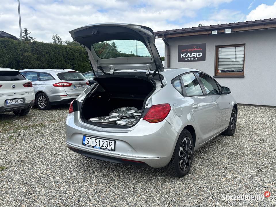 Opel Astra 2015r Gwarancja radio Paniówki