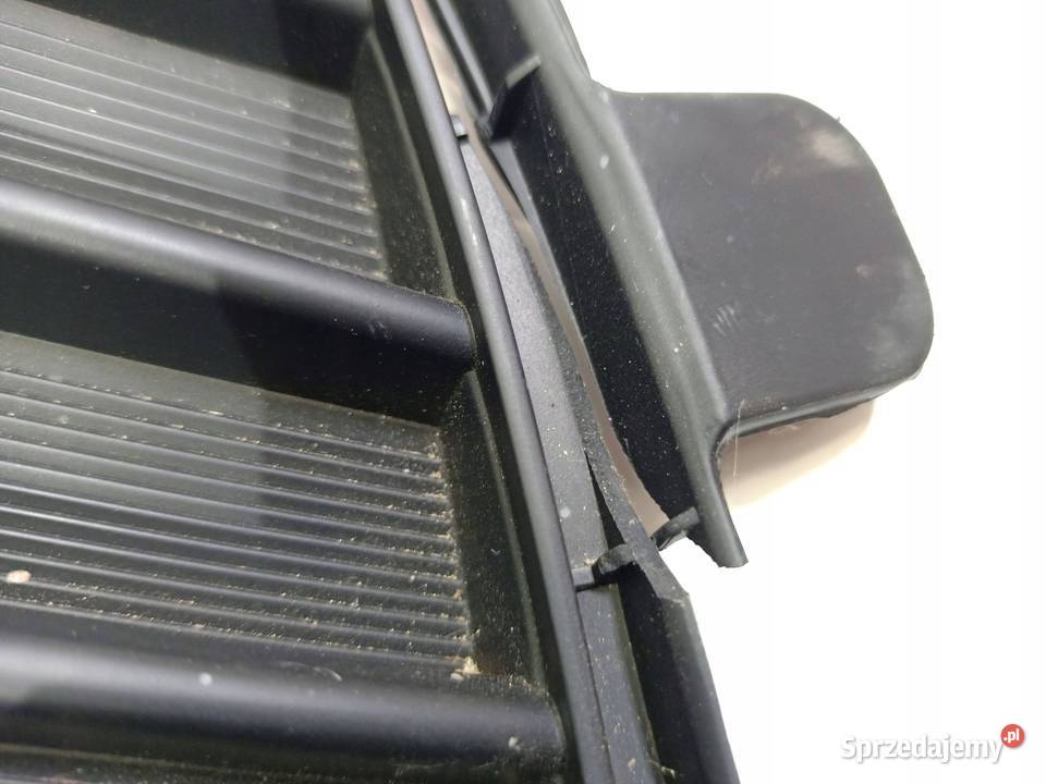 Toyota Corolla E14 20102013 Kratka zderzaka osobowe Skarżysko-Kamienna