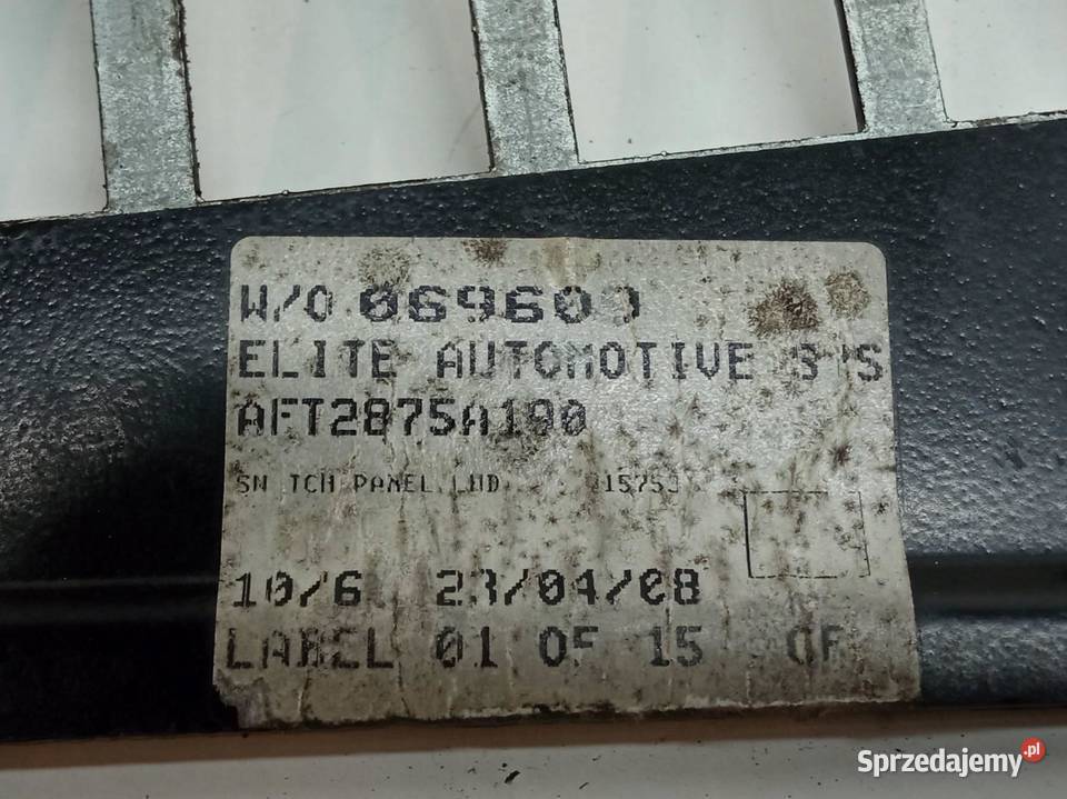 PANEL NAWIEWU ŚMIECIARKA BRAK POKRĘTEŁ W70069609 osobowe