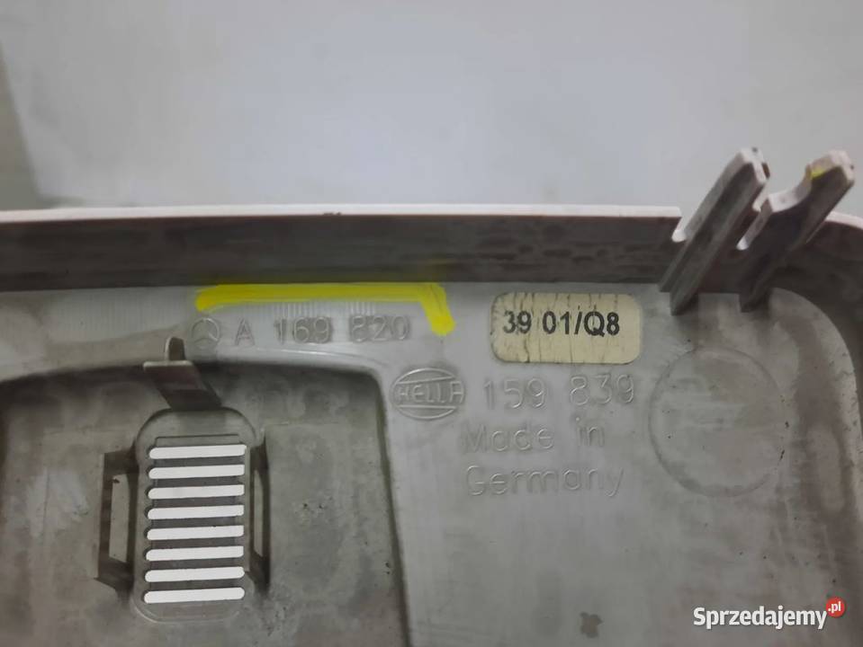 MERCEDES BKLAS W245 20 CDI LUSTERKO OŚWIETLENIE Włoszczowa