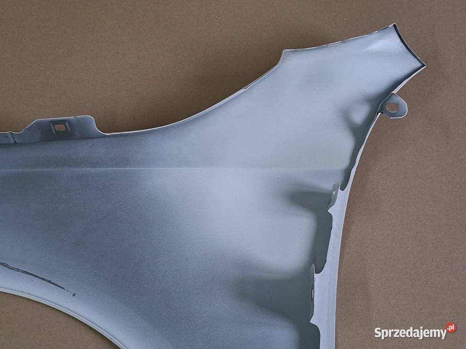 MERCEDES AKLASA W177 BŁOTNIK PRAWY PRZEDNI Błotniki Bieleń