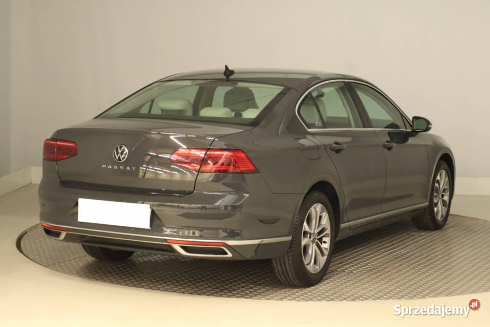 VW Passat 15 TSI asystent parkowania Zabrze