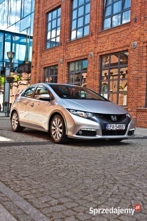 Honda Civic IX 18 vtec 142 konie 2012 Zadbany i elektryczne szyby Pabianice sprzedam