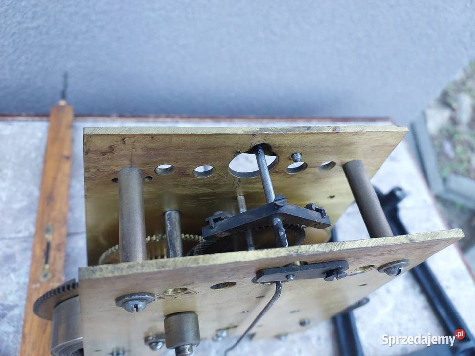 502 Mechanizm starego zegara fabrycznego czasu Antyki Tczew sprzedam
