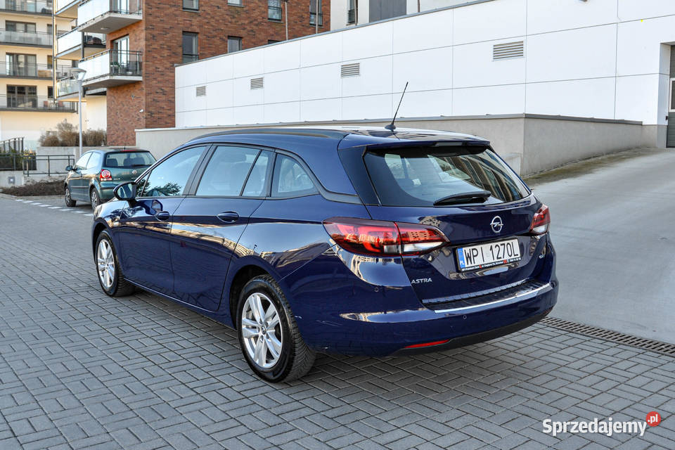 Opel Astra 16CDTI Bezwypadkowa 2017 r Astra Wrocław sprzedam