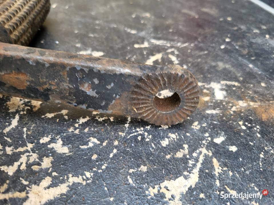 PODNÓŻEK STOPKA KIEROWCY BMW R35 EMW R35 BMW 75