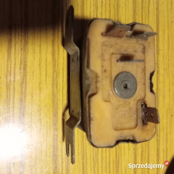 Przekazniki swiateł stare modele osobowe Wałbrzych