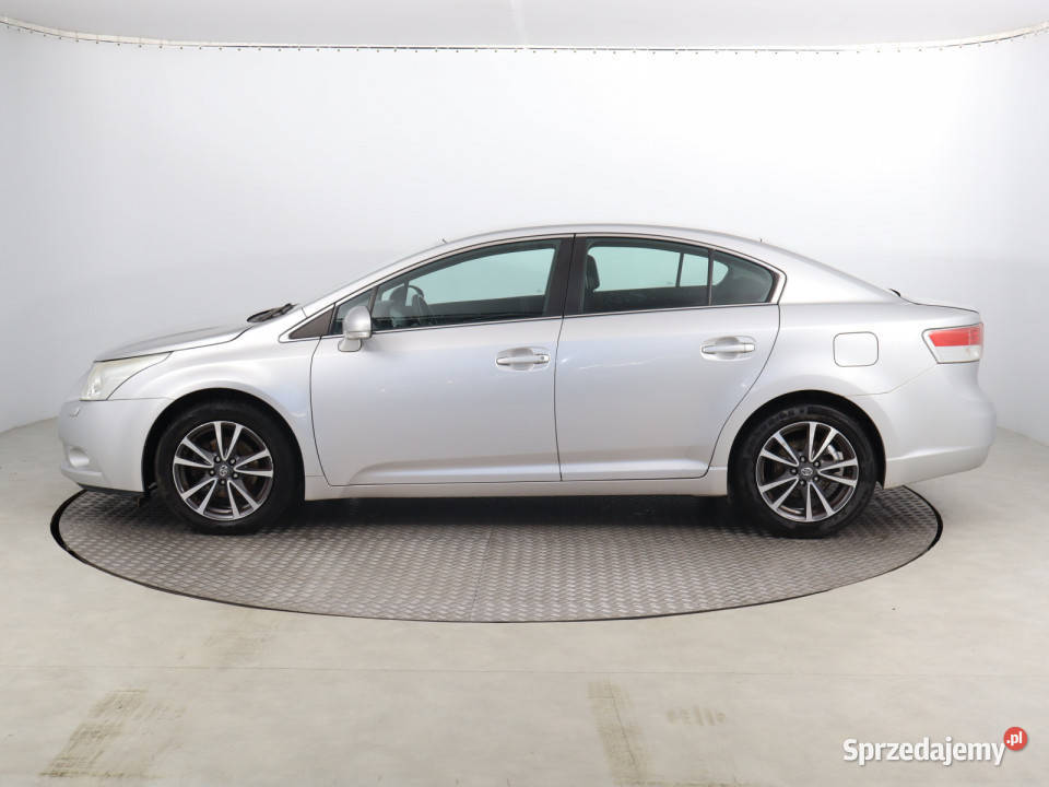 Toyota Avensis 16 Valvematic radio dolnośląskie