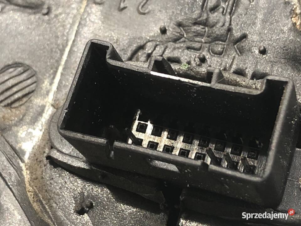 LUSTERKO PRAWY OPEL ASTRA H Hatchback 0414 sprzedam