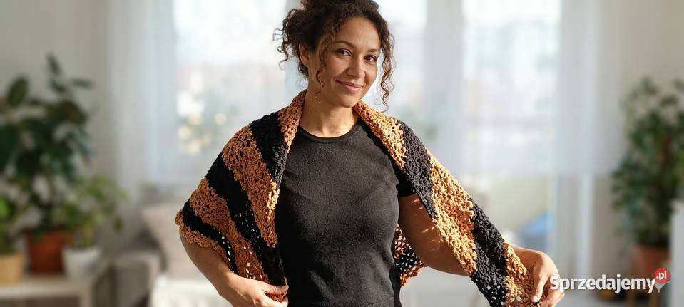 Chusta bursztynowa noc czerwony Olsztyn