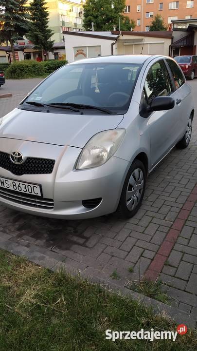 Toyota Yaris Pierwszy Właściciel welurowa tapicerka Siedlce sprzedam