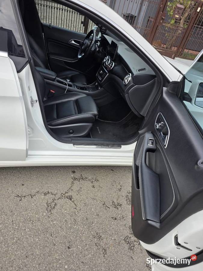 Mercedes CLA 20b światła do jazdy dziennej Radom