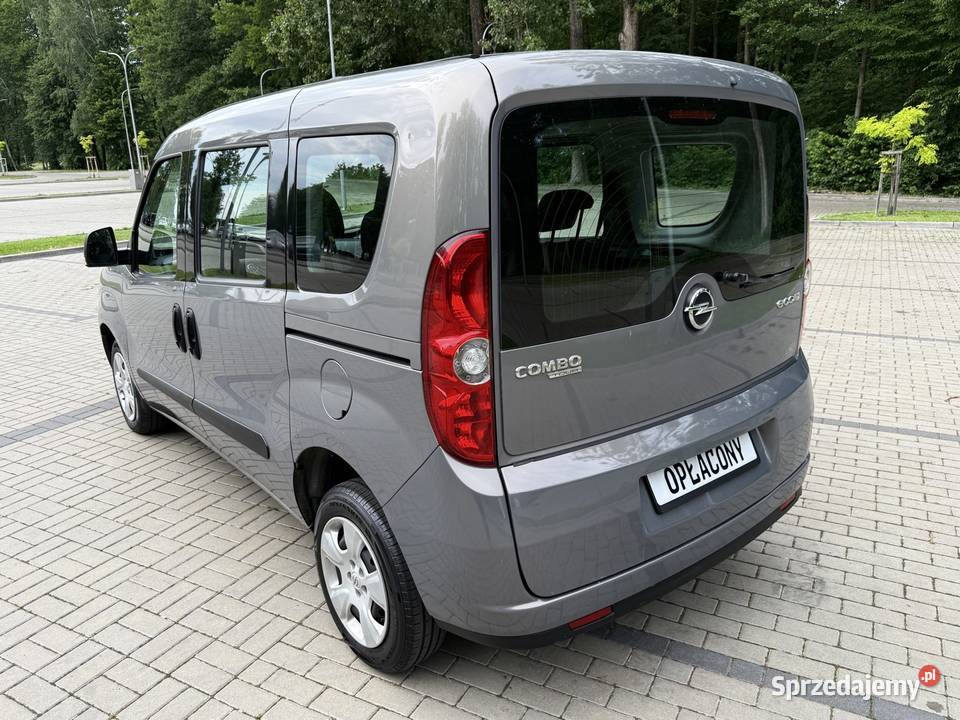 Opel Combo D 16 105 6 biegówTOUR5 diesel lubelskie Łuków