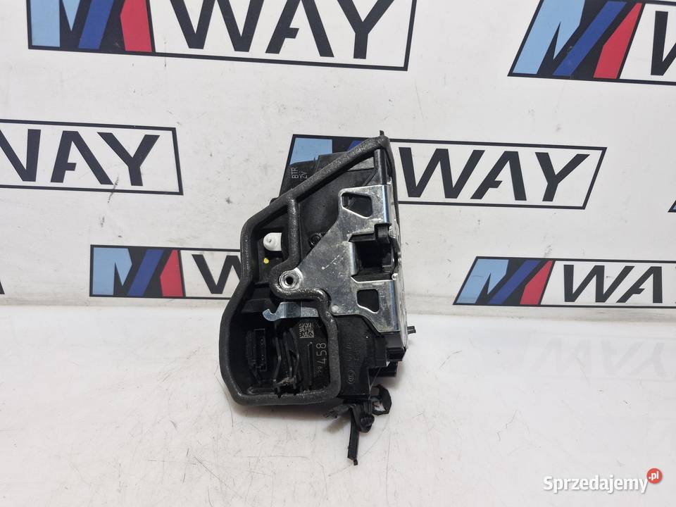 7229458 BMW E60 E61 E71 E87 E90 F10 F30 ZAMEK