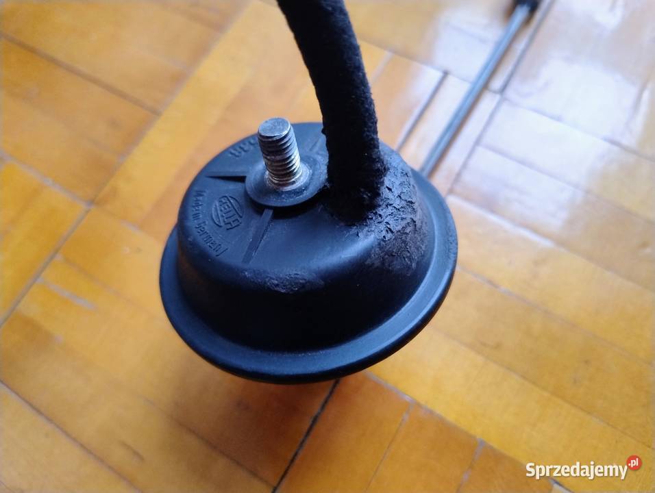 Audi 80 B4 28 V6 Gruszka tempomatu Cięgno Zawór Dębica sprzedam