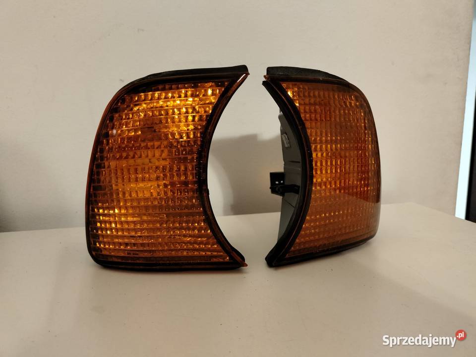 Kierunkowskazy BMW E34 osobowe mazowieckie Garwolin sprzedam