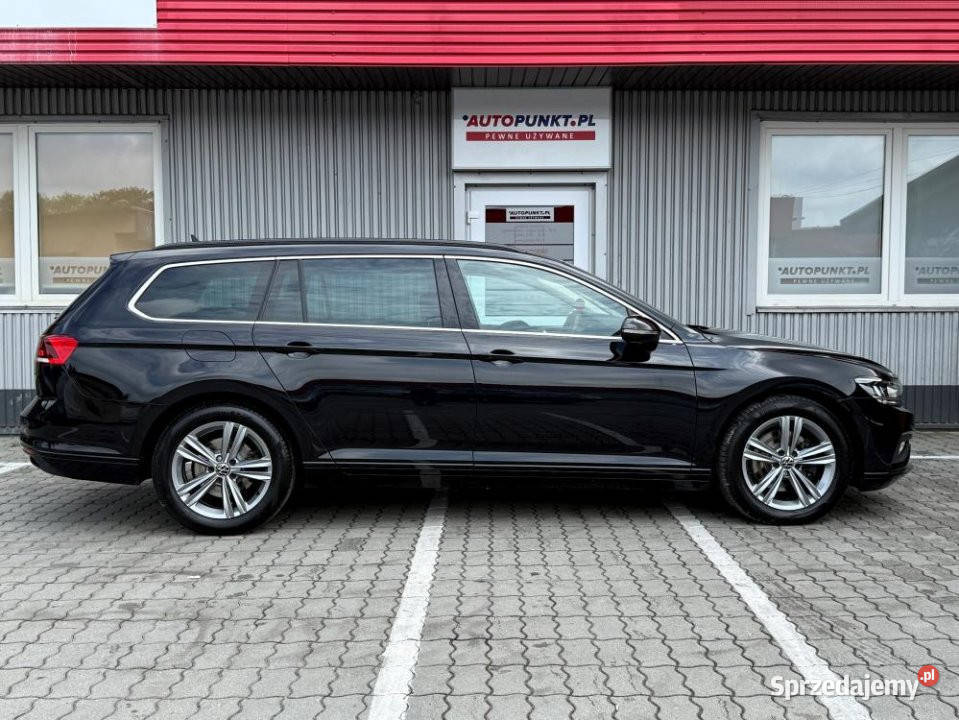 Volkswagen Passat 2022r Fvat 23 Bezwypadkowy Passat sprzedam