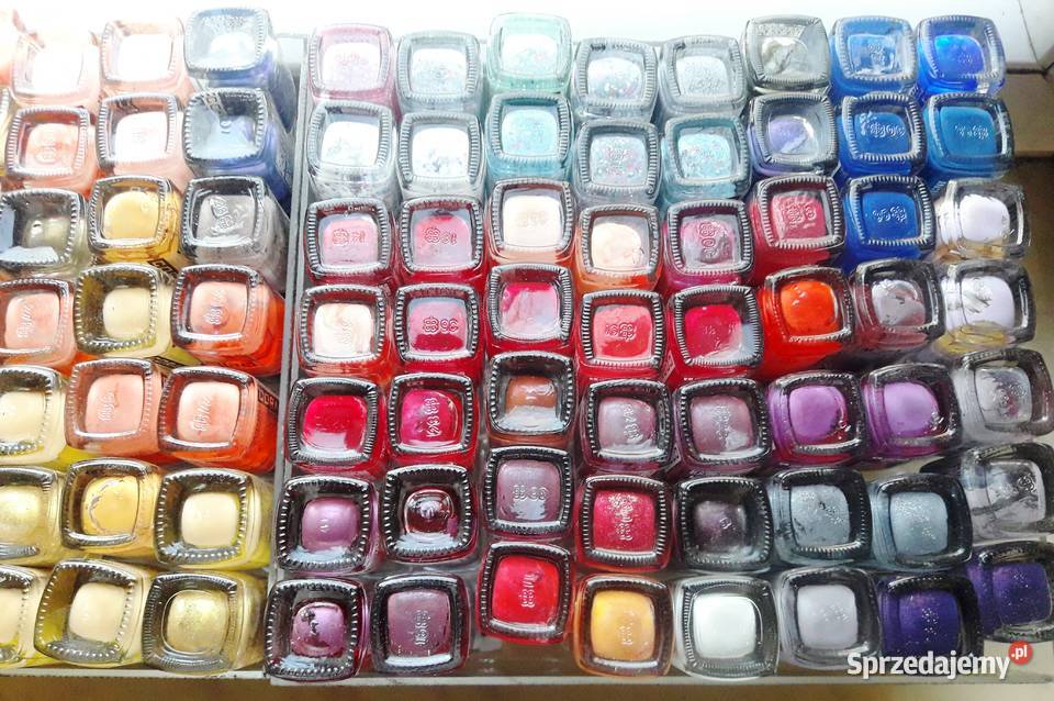 Lakier do paznokci różne kolory i rodzaje 50 50 Manicure, pedicure Katowice