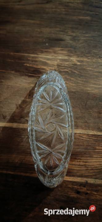 Kryształowa podłużna misa w kształcie łodeczki Wrocław