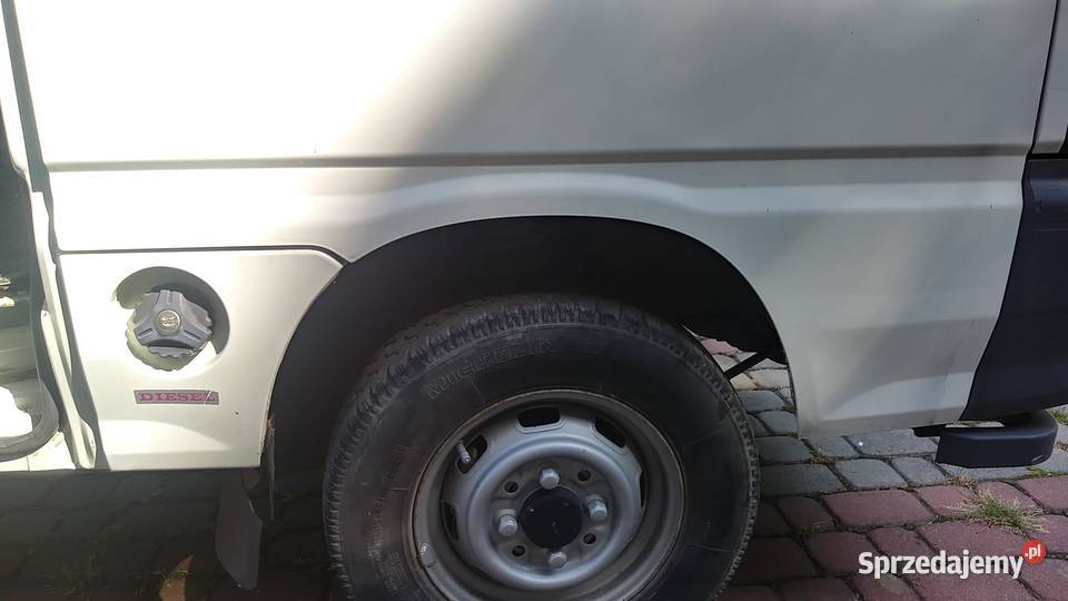 Daihatsu minibus DIESEL van