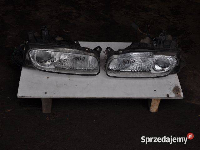 mazda 323F BA lampa KOTTO WYSYŁKA Karoseria Żory sprzedam