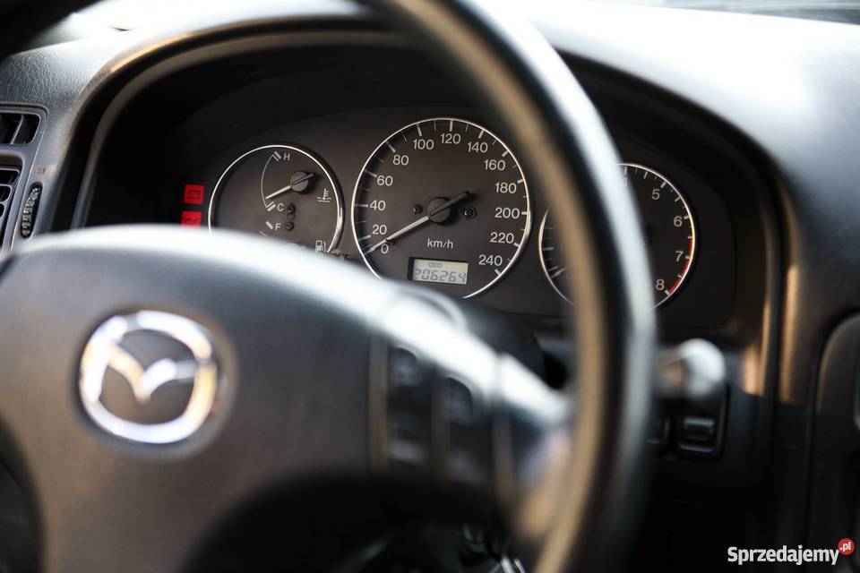 MAZDA 323F BA ZADBANA I DOINWESTOWANA dolnośląskie Wrocław sprzedam