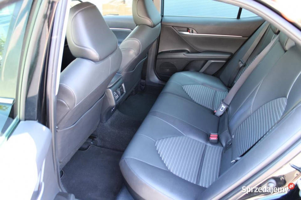 Toyota Camry 2021r Salon 1wł Serwisowany ACC 218KM Camry Warszawa sprzedam