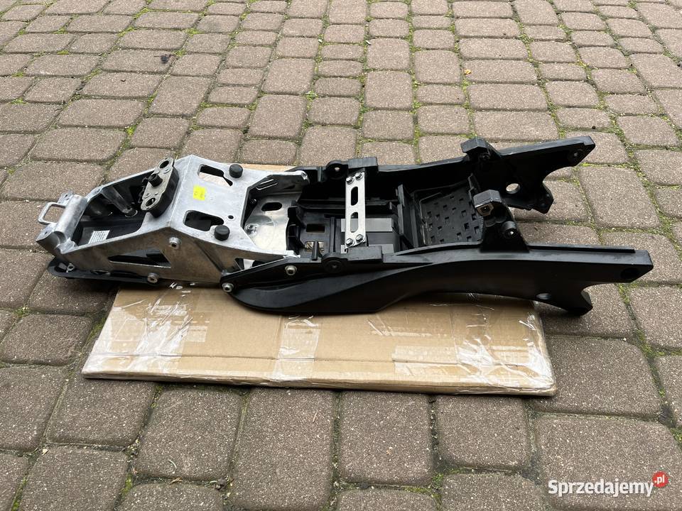 SUZUKI GSXR1000 K7K8 STELAŻ TYŁ GSXR 1000 Białystok sprzedam