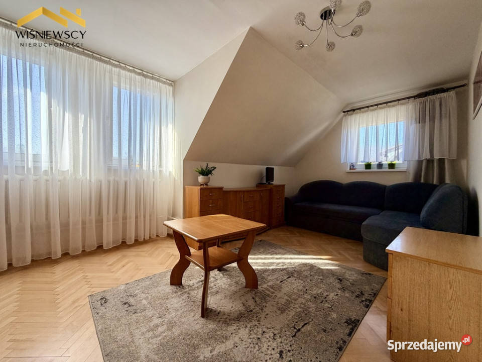 4 pokoje garaż i działka Stoboje