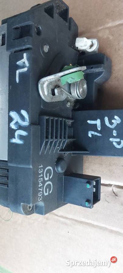 Zamek drzwi lewy tył OPEL MERIVA 3PIN
