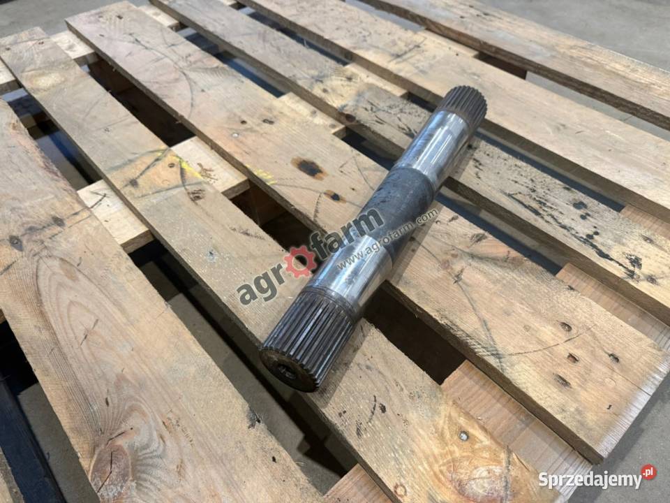 Wałek ramion górnych Valtra 6400 6800 8150 Byków