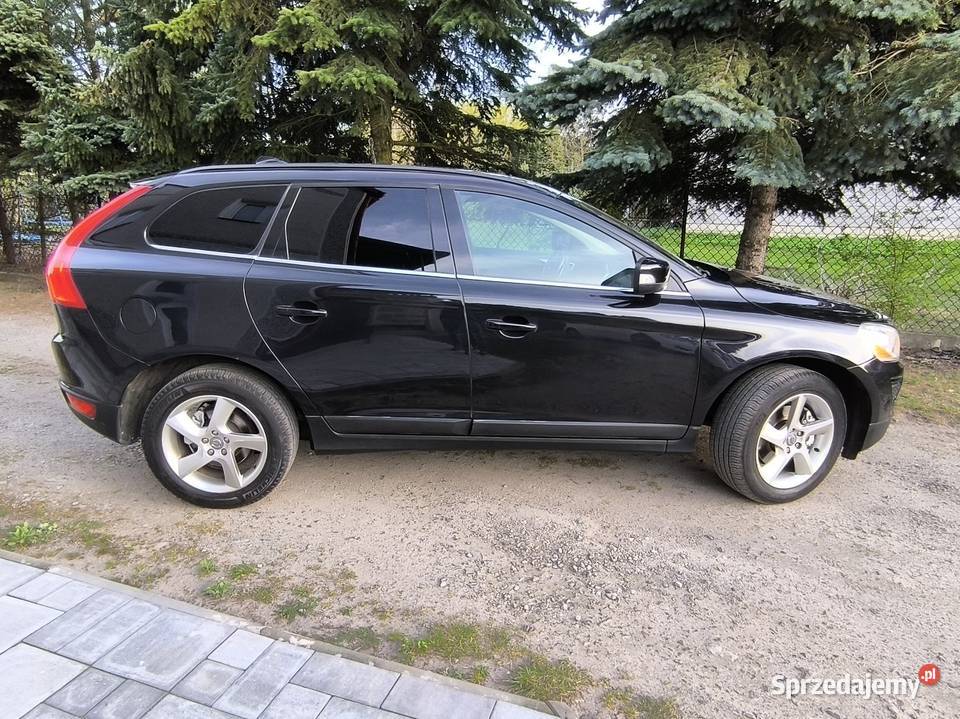 Volvo XC60 20 D zarejestrowane relingi dachowe Radom