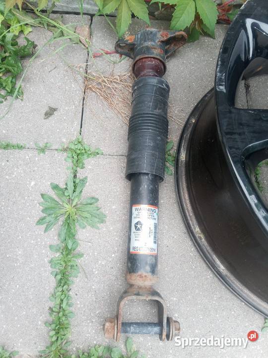 Grand Cherokee WK2 amortyzator tylny lewy łódzkie Łódź