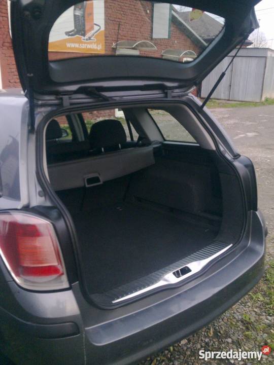 Opel Astra H III Essentia Kombi 16 zadbane drugi poduszka powietrzna sprzedam