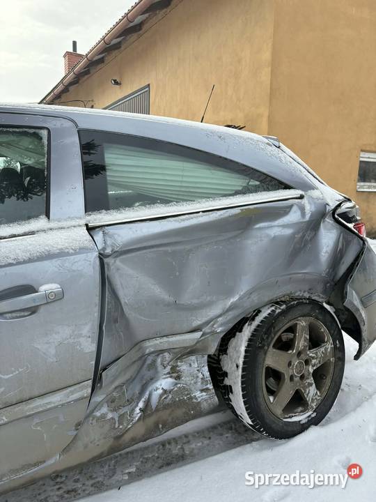 sprzedam Opla Astra H 20 turbo benzyna 170 uszkodzony Jasionów