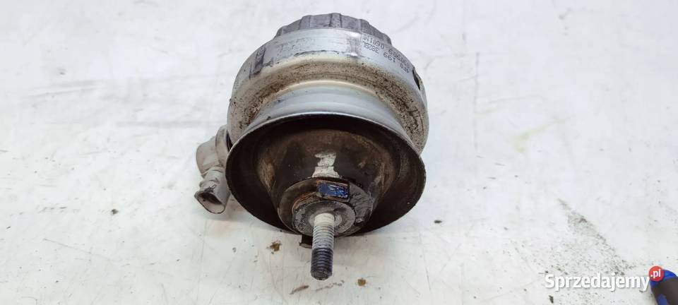 PODUSZKA ŁAPA SILNIKA PRAWA AUDI A6 C6 LIFT sprzedam