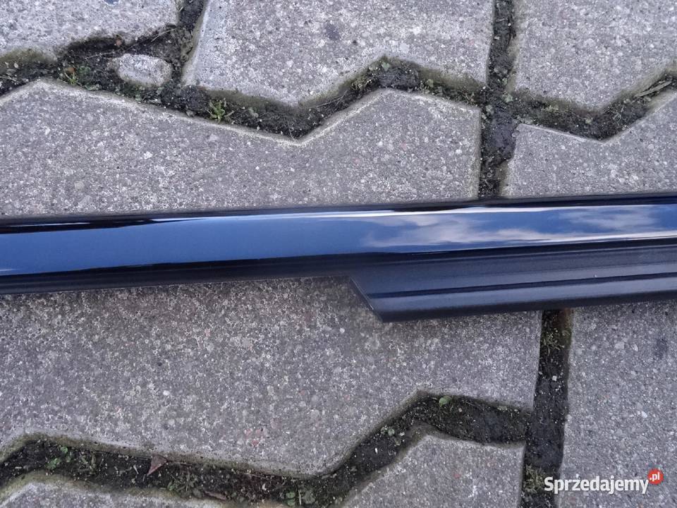 51357404032 BMW G30 F90 LISTWA ZGARNIAJACA PRAWA osobowe Przemęt sprzedam