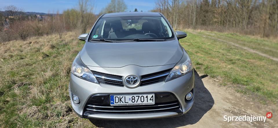 Toyota Verso aut. 2.2 D-CAT 150KM 2013r. 190000km hak