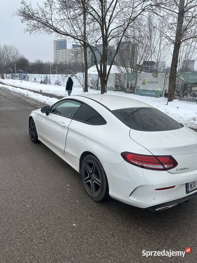 MercedesBenz Klasa C 220d 4MATIC 9GTRONIC garażowany