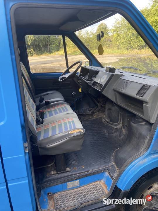 Renault Trafic I Furgon Gołuski
