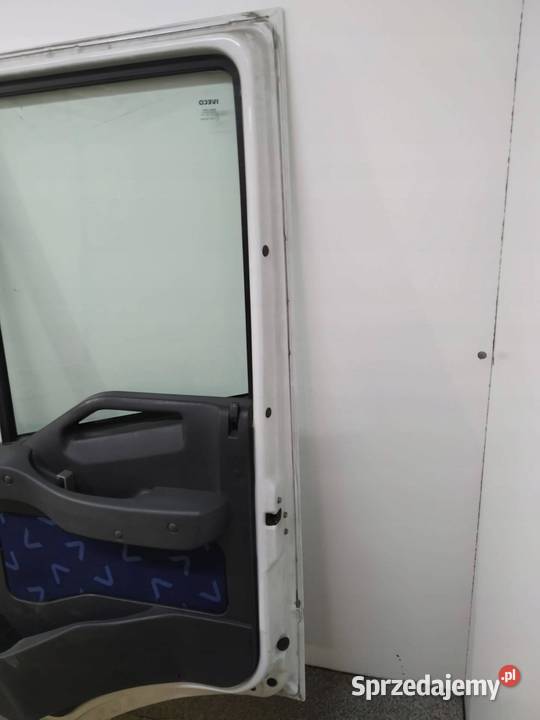DRZWI PRAWE PRZÓD 07R KOMPLETNE Iveco Stralis