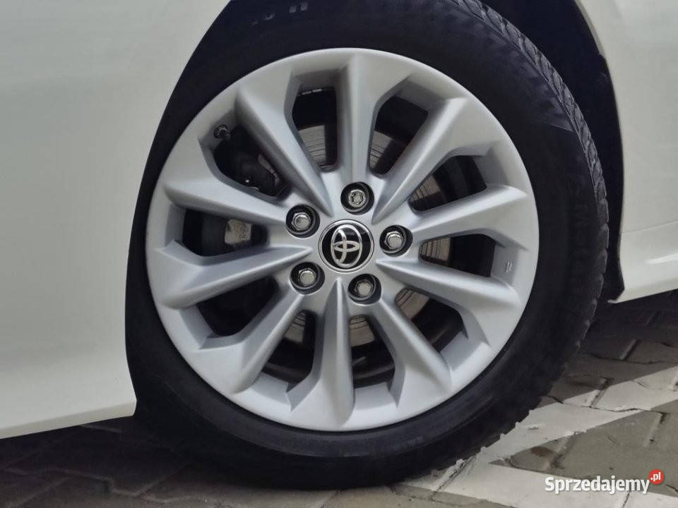 Toyota Corolla 2022r Salon Kamera cofania FV23 1 benzyna Poznań