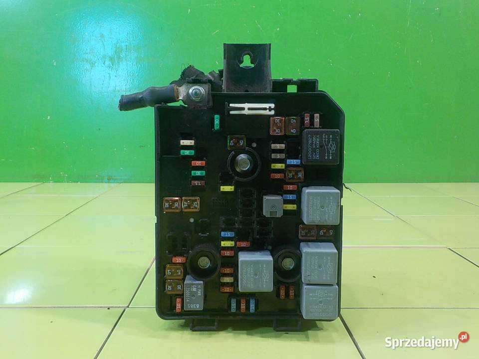 OPEL CORSA E 14 T 15r HB 3D skrzynka