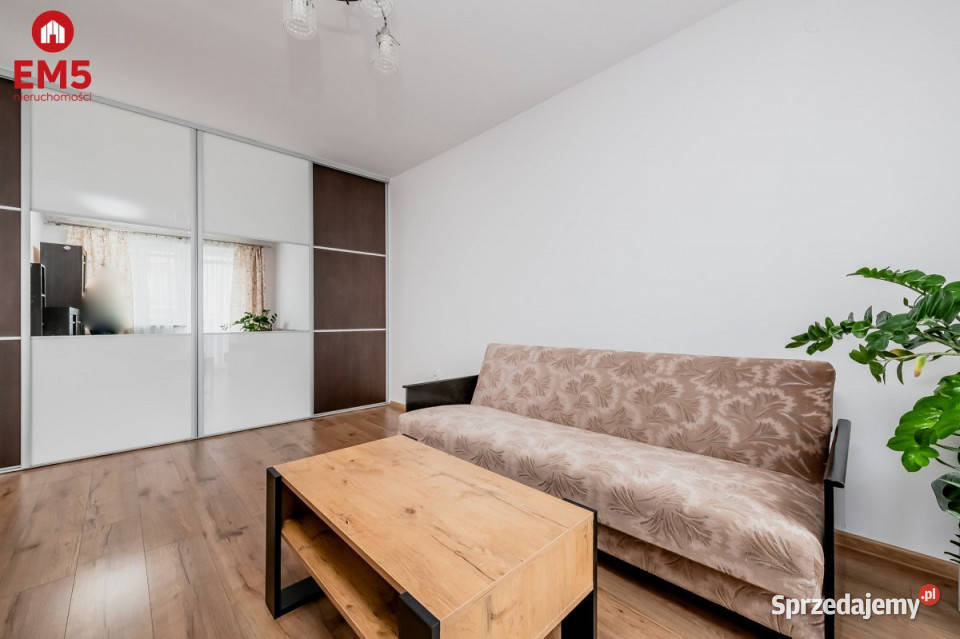 Sprzedam mieszkanie 411m2 2 pokoje Kleosin