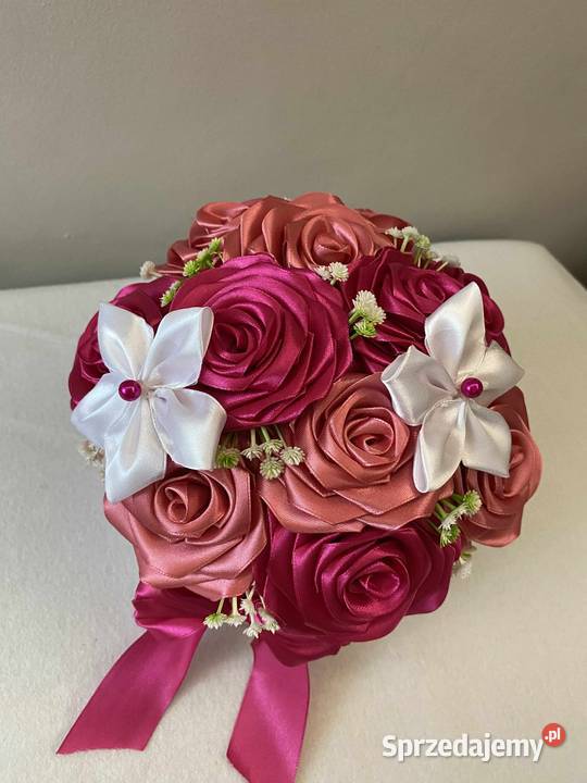 Box róż ze wstążki idealny na prezent Dąbrowa Górnicza