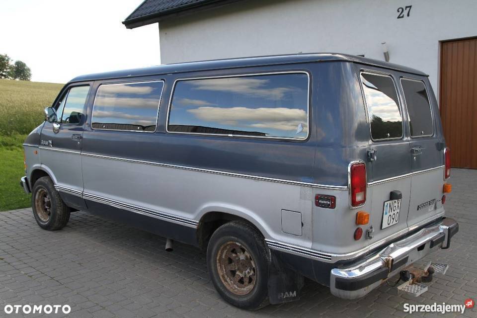 Sprzedam dodge b250 2/3 wielkopolskie Książ Wielkopolski