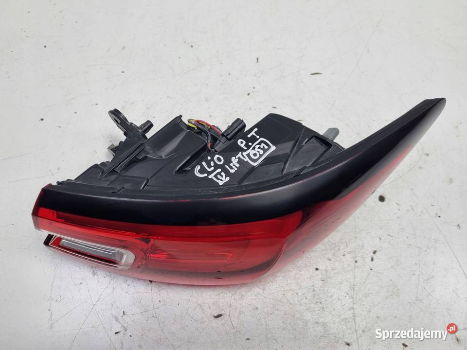 LAMPA PRAWA Renault Clio IV LIFT HTB TYLNIA lubelskie sprzedam