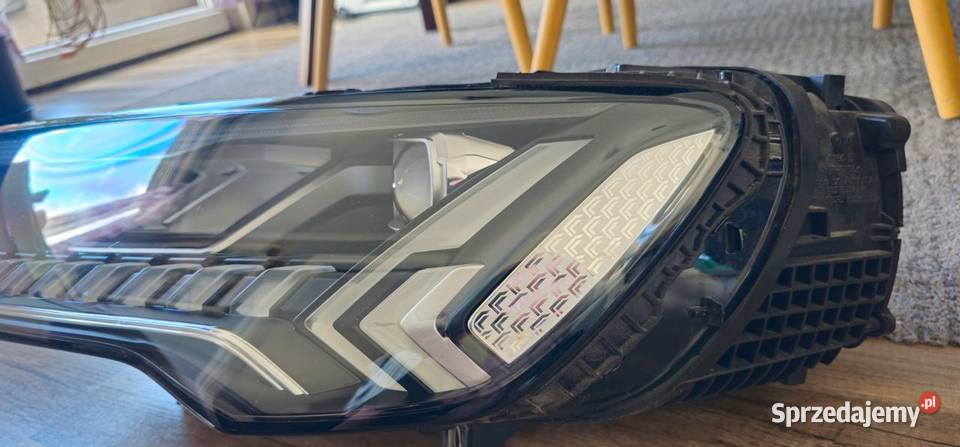 Audi Q7 4M Reflektor kompletny FULL LED Matrix Pielgrzymka