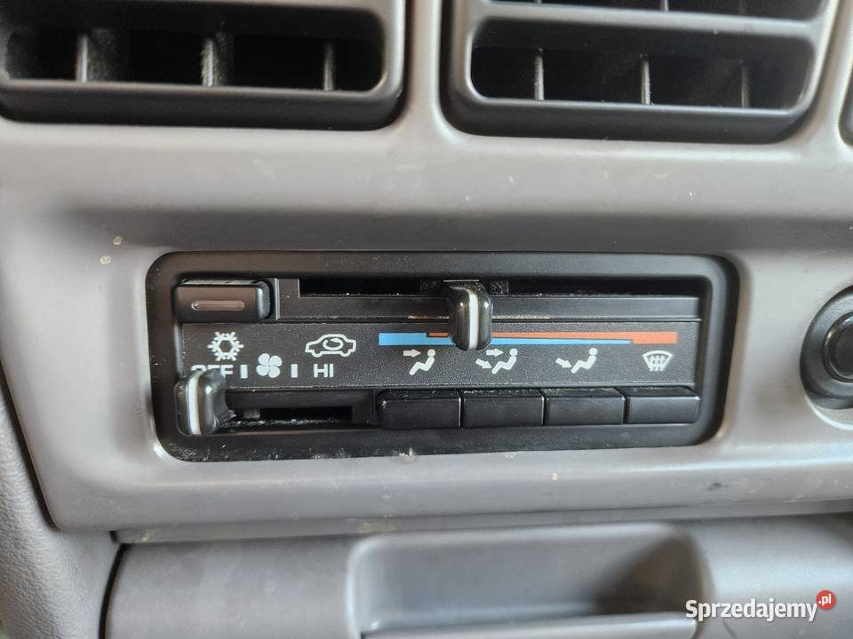 Plymouth Voyager 30 Klimatyzacja bez korozji 1 garażowany